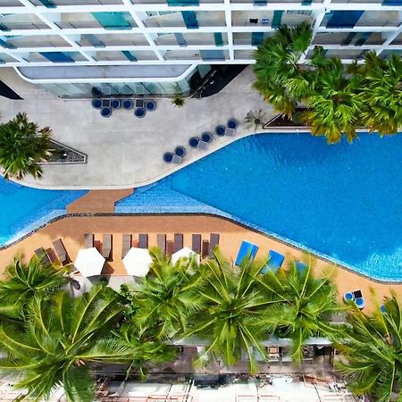 Hotel Baraquda Heeton Pattaya By Compass Hospitality Exterior foto