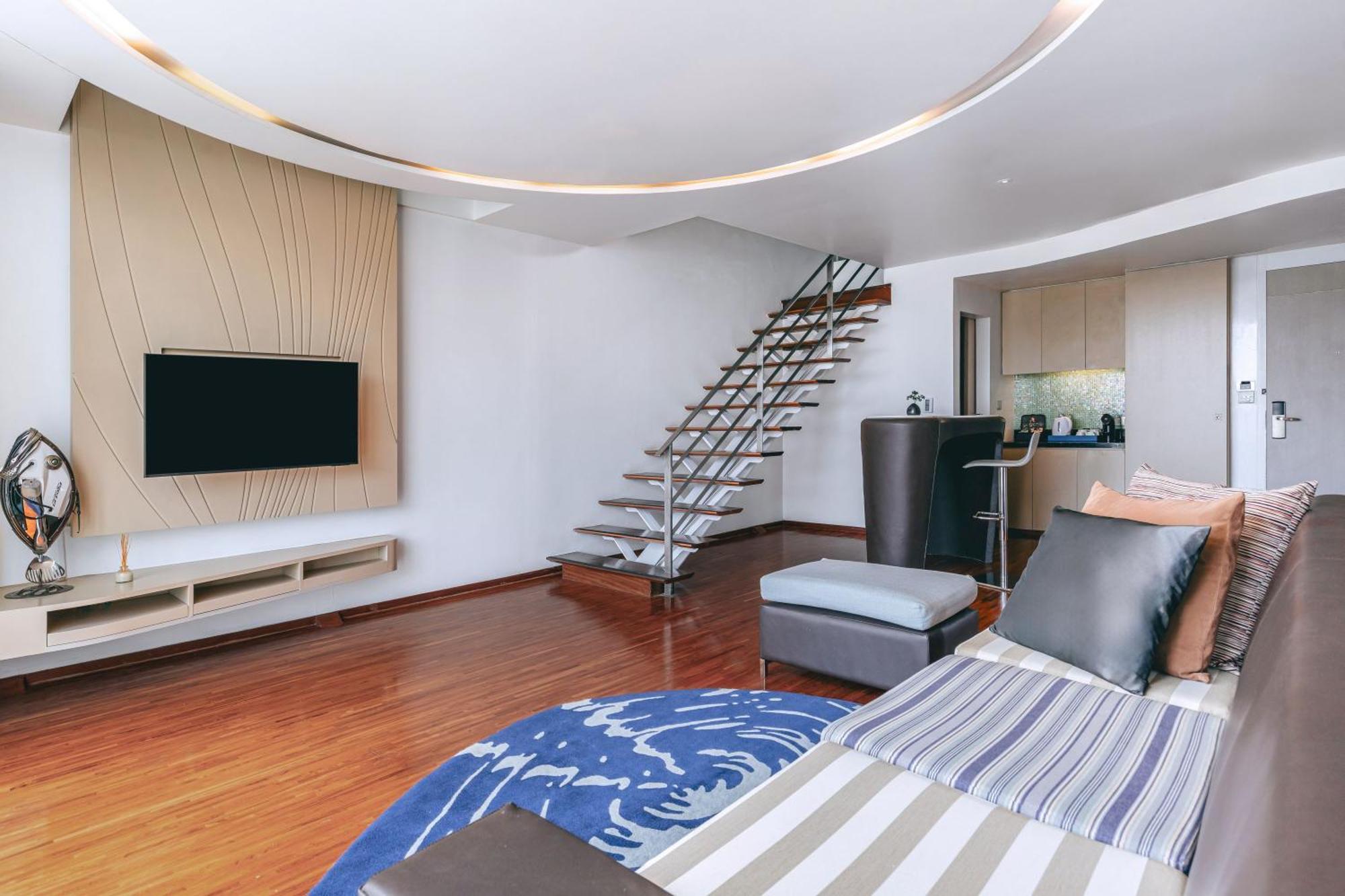 Hotel Baraquda Heeton Pattaya By Compass Hospitality Exterior foto