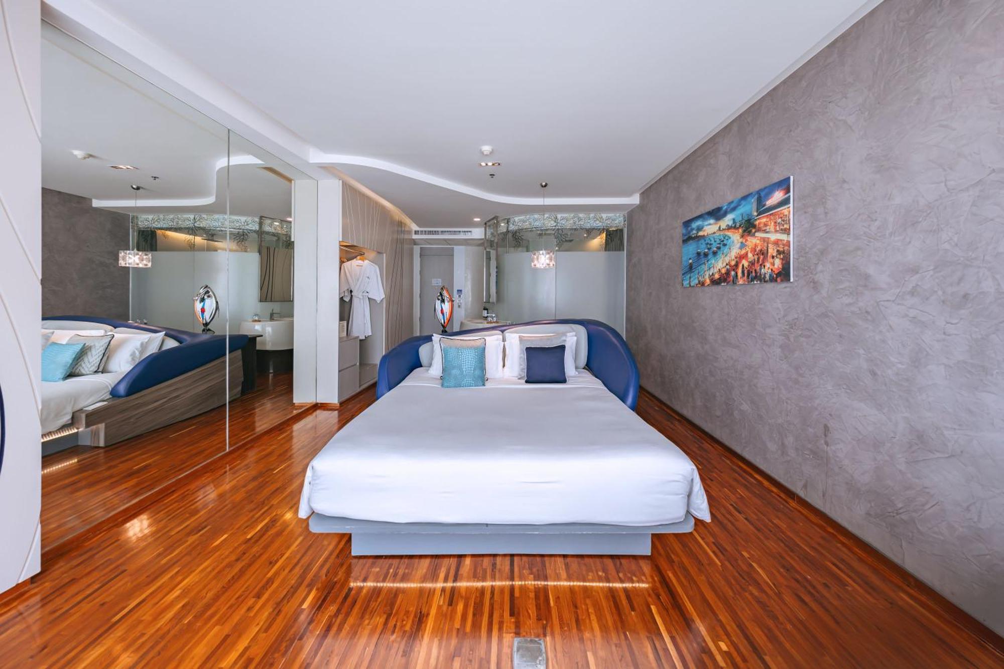 Hotel Baraquda Heeton Pattaya By Compass Hospitality Quarto foto