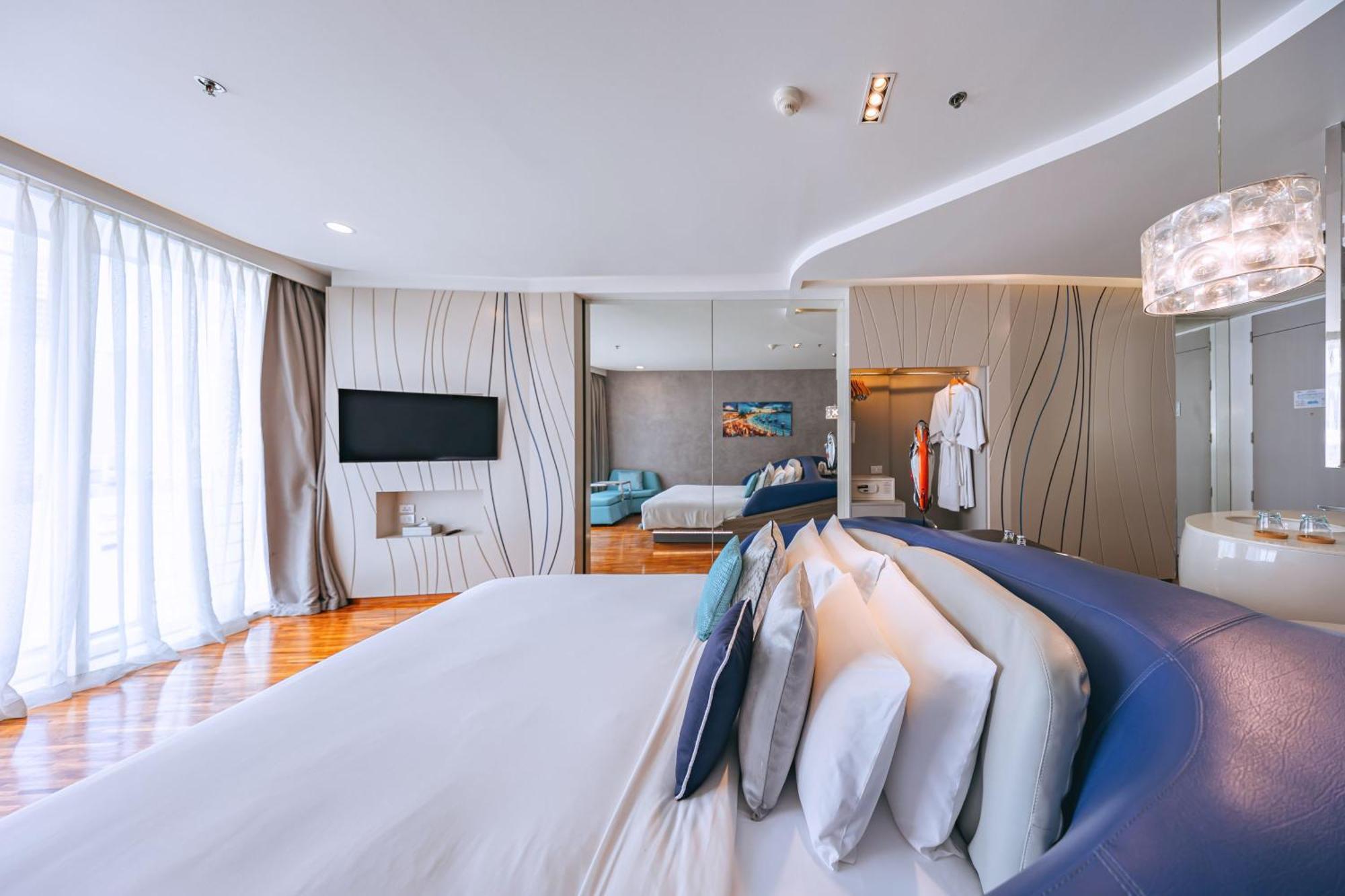 Hotel Baraquda Heeton Pattaya By Compass Hospitality Quarto foto