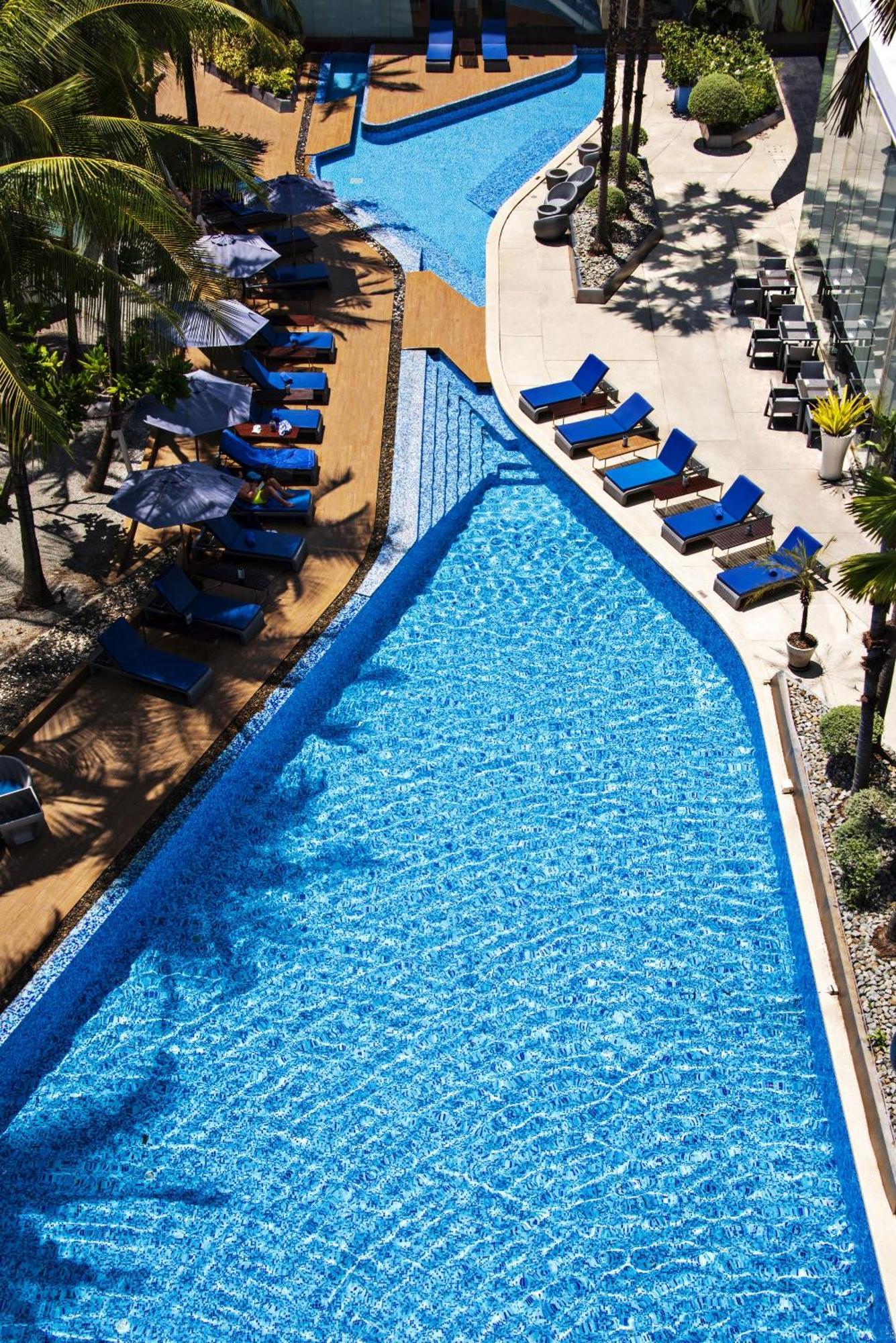 Hotel Baraquda Heeton Pattaya By Compass Hospitality Exterior foto