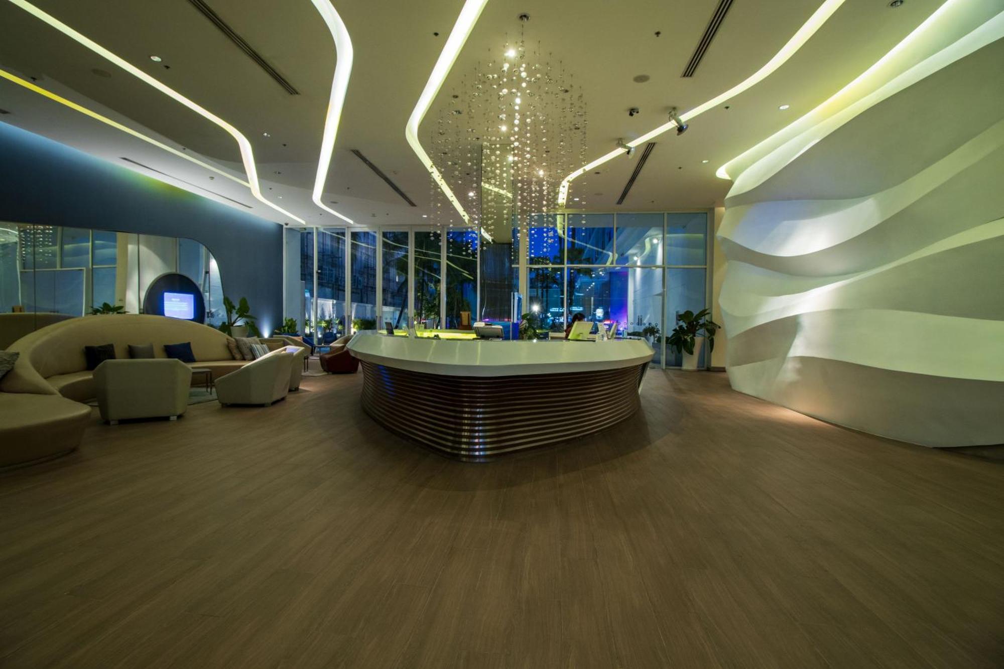 Hotel Baraquda Heeton Pattaya By Compass Hospitality Exterior foto